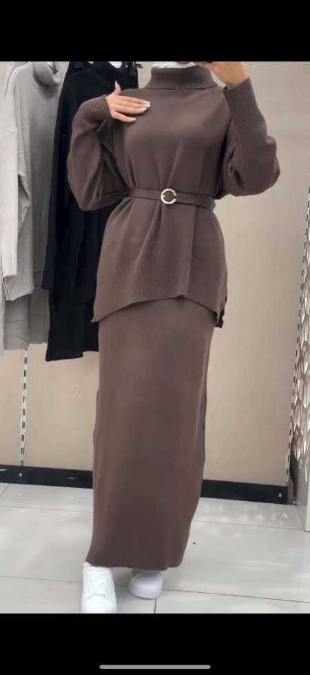 طقم صوف تنورة